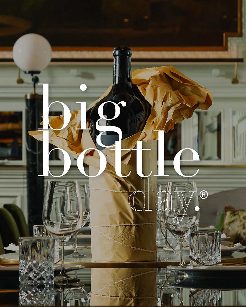 Big Bottle at JNcQUOI Avenida