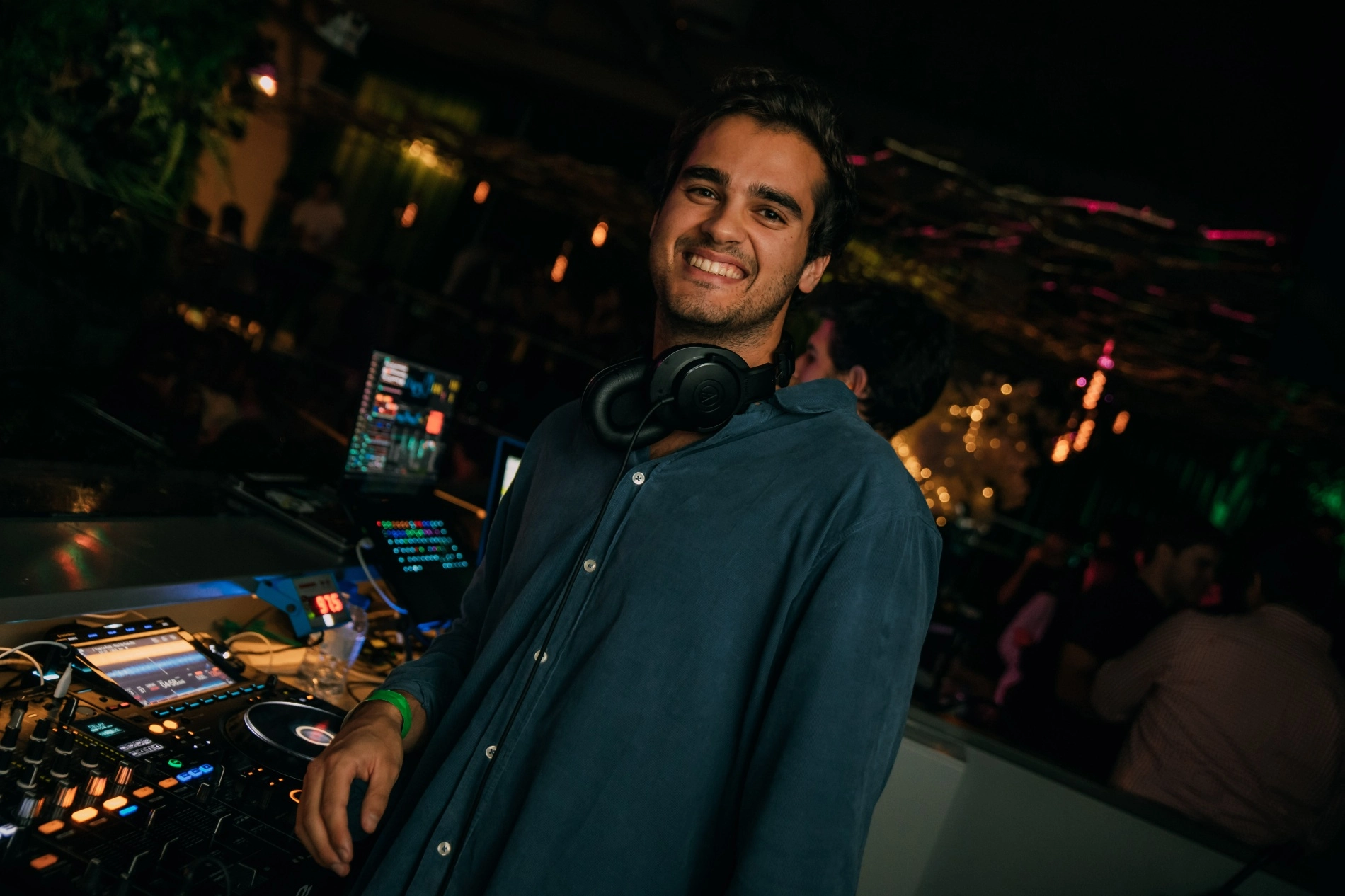 DJ Live Act - Mr. Folgers