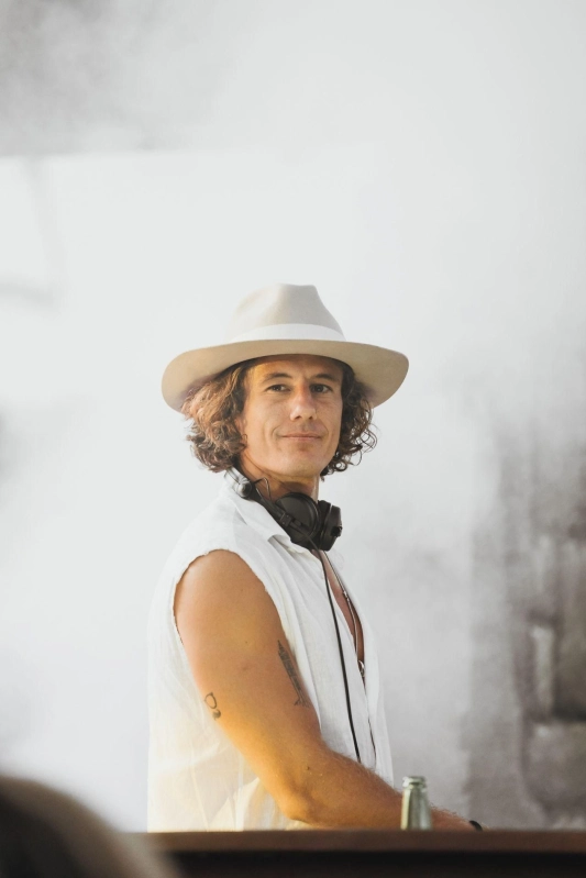 DJ Live Act - Carlos Monreal