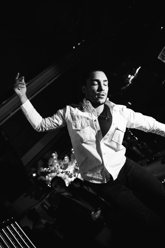 DJ Live Act - Half Meter